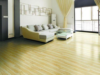 夏天地板这么保养，才能更长寿...