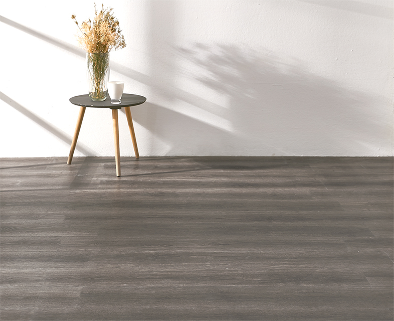 ja2H78dlZCw55717d4y1A045Suw2AZV6.jpg 地多宝地板.jpg